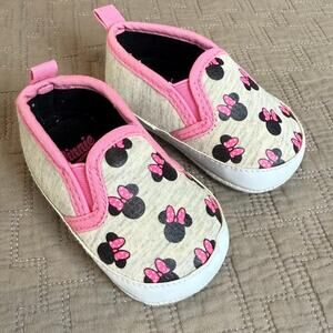 Minnie Mouse Slippers Shoes Sneakers Soft Sole 6-9 Months Baby Girl Disney